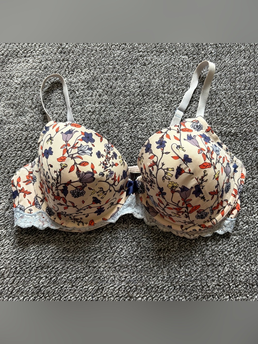 Adore Me Womens 38C Floral Print Lace Trim Bra Lightweight T-Shirt Underwire Bra